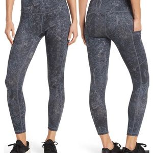 High Waist Daily Patch Pocket Leggings
Z BY ZELLA